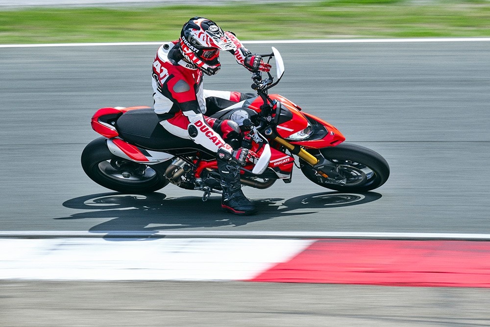 Ducati: la Hypermotard 950 diventa SP